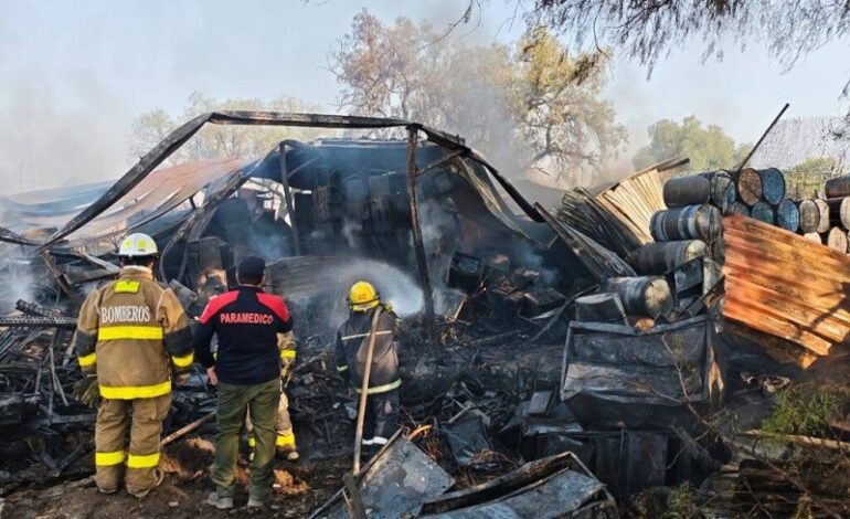 Fuerte Incendio en Tizayuca Provoca el Cierre Total del Libramiento