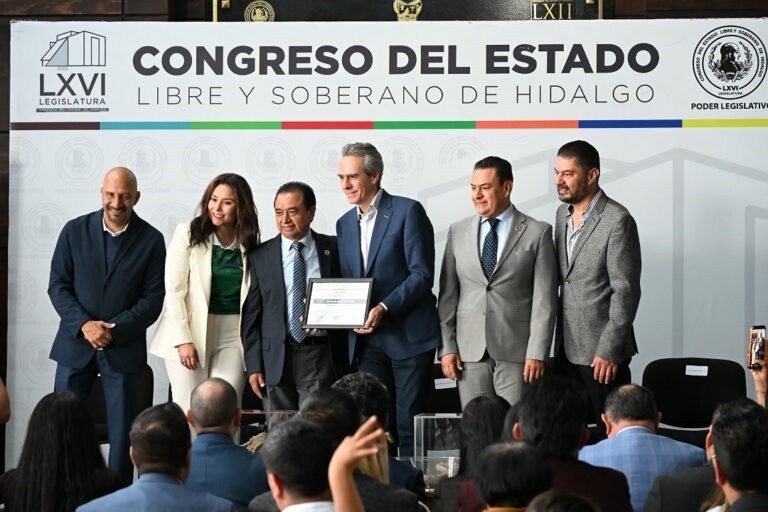 Diputados Presentan Iniciativa Para Reconocer La Herencia Futbolística de Mineral del Monte