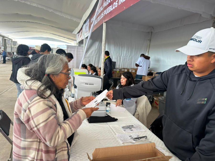 Fortalece Contraloría Transparencia en Programas de Salud Visual