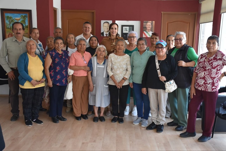 Gobierno de Hidalgo transforma la vida de miles de personas mayores