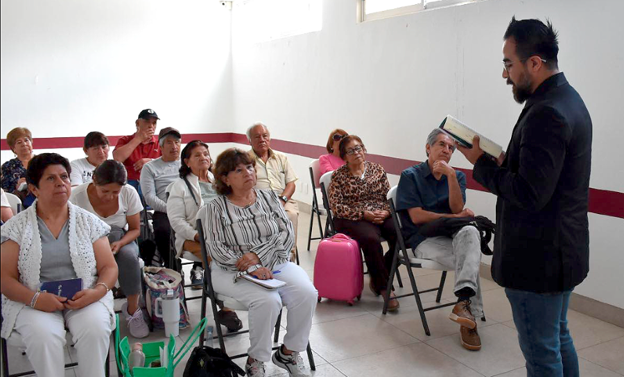 Impulsa IAAMEH Taller de Creación Literaria Busca Preservar La Memoria y Las Experiencias De Las Personas Mayores