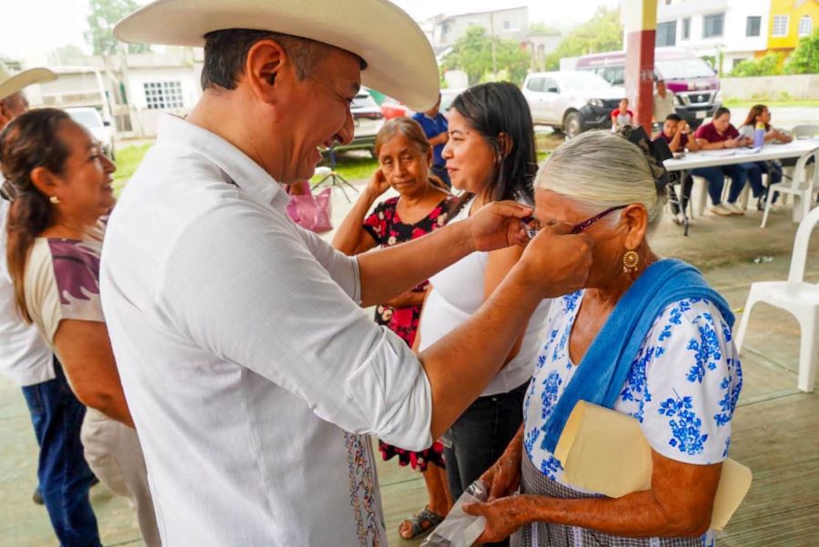 Lleva CEDSPI Atención Visual Gratuita A Cuatro Comunidades de la Huasteca hidalguense
