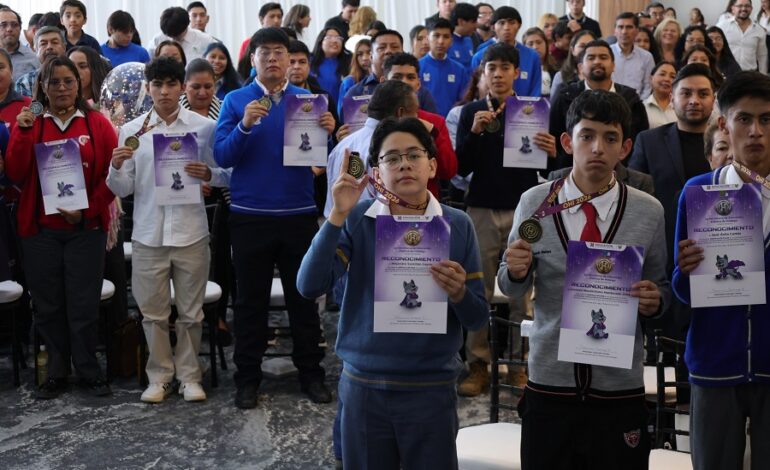 Premia SEPH a ganadores de la Olimpiada Hidalguense de Informática 2026