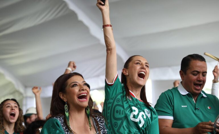 Presidenta Sheinbaum felicita a Selección Mexicana de fútbol por triunfo en partido inaugural de la Copa Mundial 2026