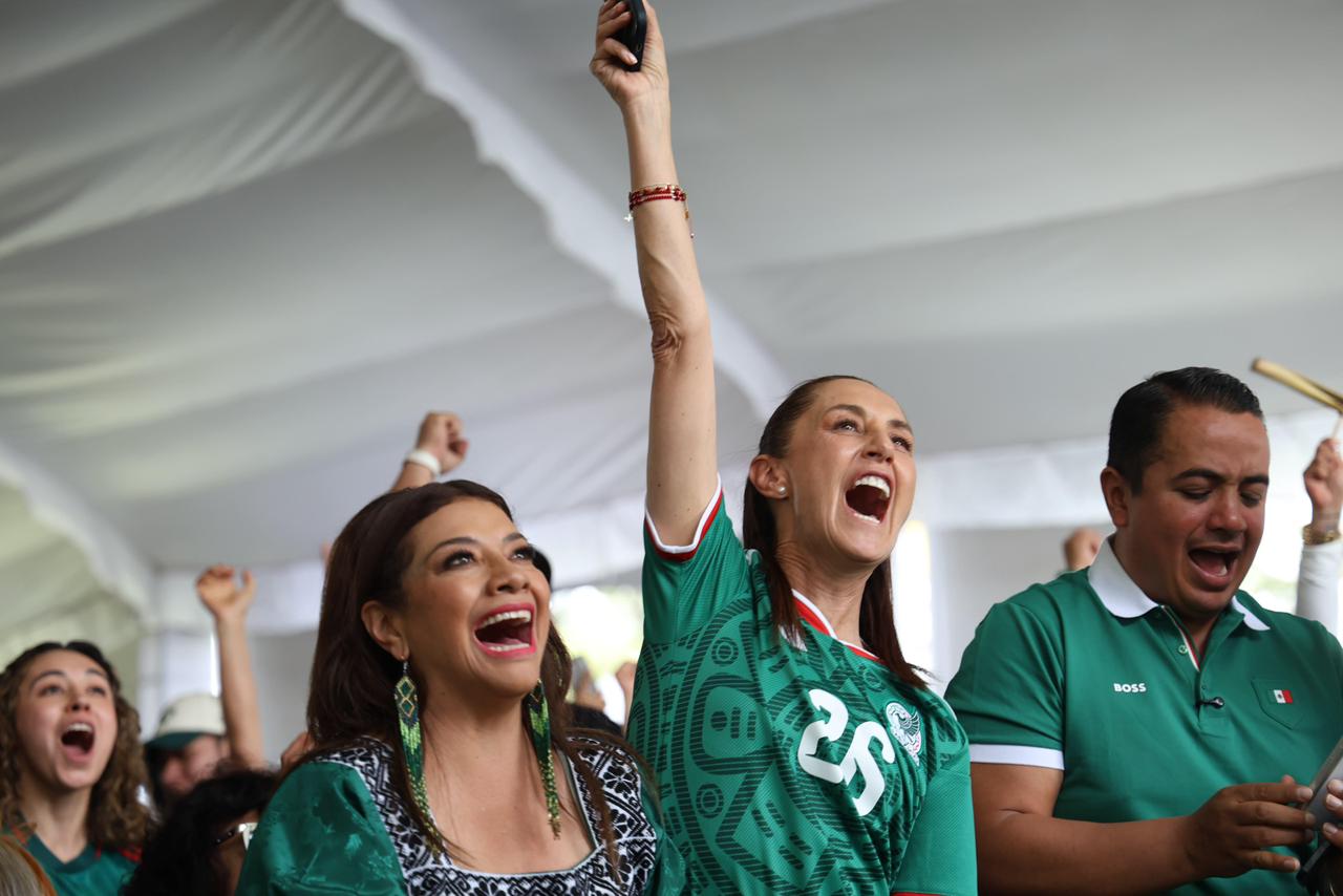 Presidenta Sheinbaum felicita a Selección Mexicana de fútbol por triunfo en partido inaugural de la Copa Mundial 2026