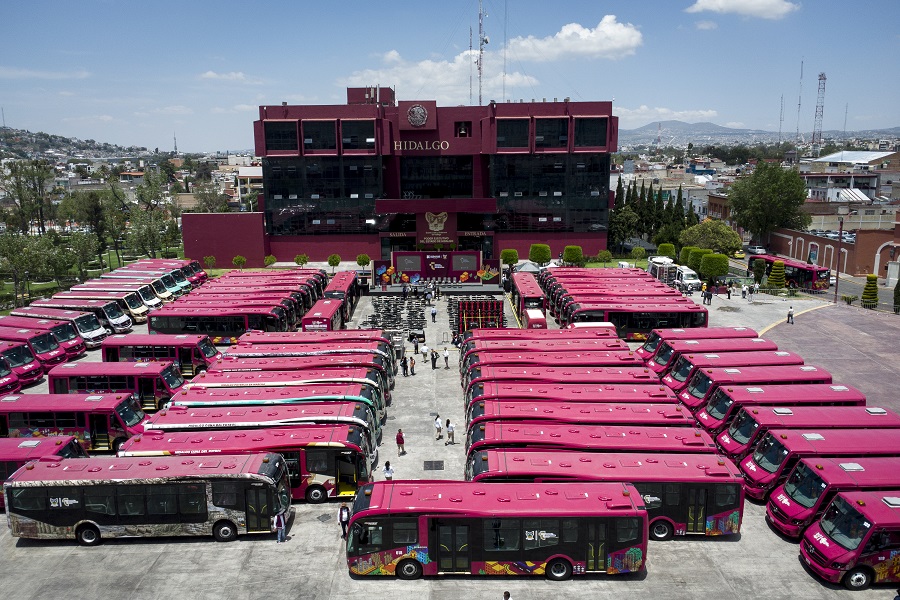 Unidades del Transporte Metropolitano Cuentan Con Asientos Preferentes de Color Rosa Destinados Para El Uso de Las Mujeres
