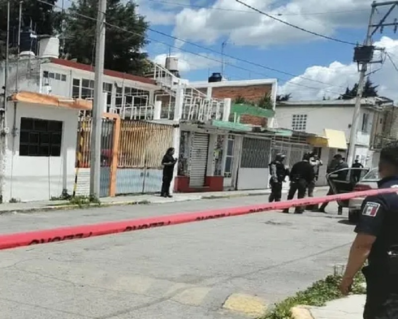 Ofrecieron Camioneta en Venta en Tulancingo, Tendieron una Trampa a Compradores, quienes Llegaron Armados, Inicio una Balacera: Saldo un Muerto y un Herido Grave.