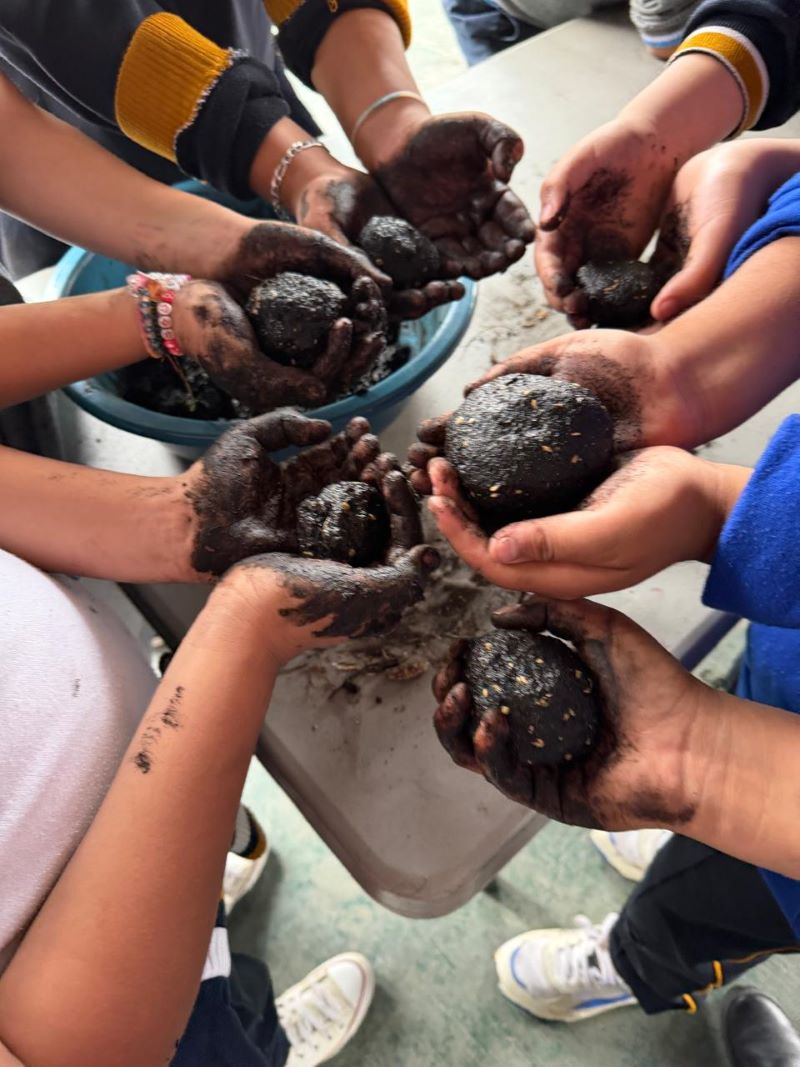 Promueve IHE la Educación Ambiental Con “Bombas de Vida”