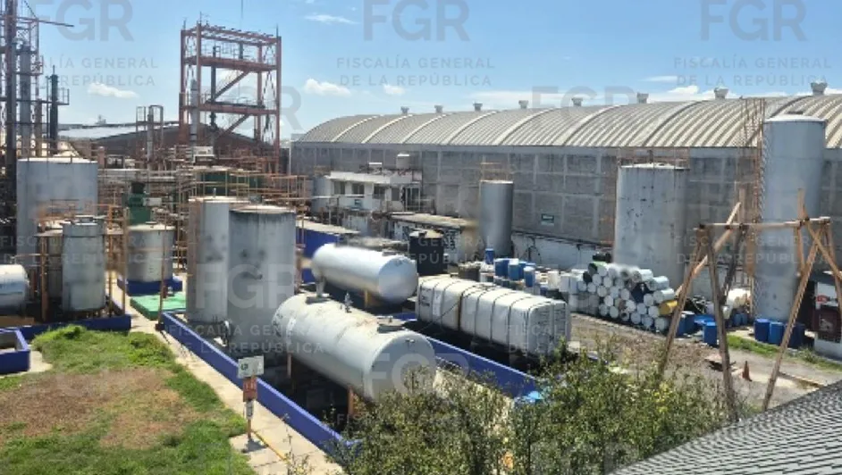 FGR Asegura 456 Mil Litros de Hidrocarburo en un Centro Clandestino en Tizayuca