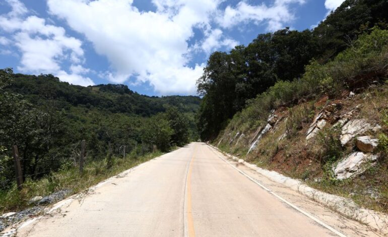 Atendemos Cada Rincón de Hidalgo; Hay Obra en los 84 Municipios: Menchaca Salazar