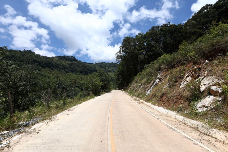 Atendemos Cada Rincón de Hidalgo; Hay Obra en los 84 Municipios: Menchaca Salazar