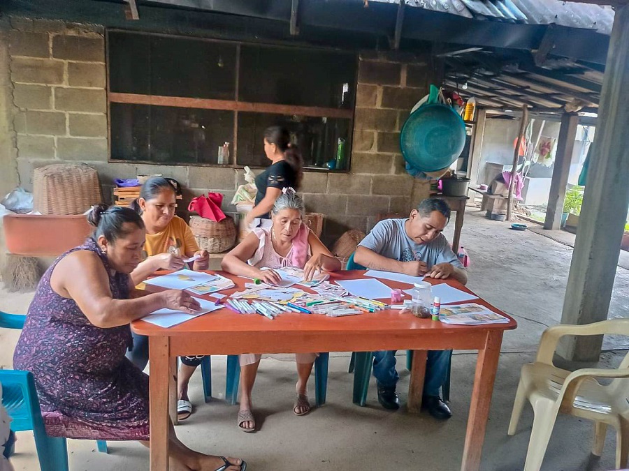 Estudiantes de la UPH llevan capacitación agroindustrial a comunidades de la Huasteca