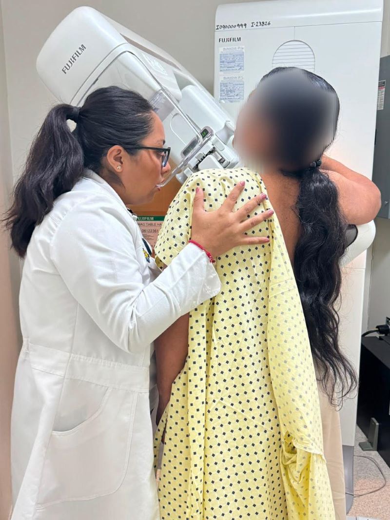 IMSS Bienestar fortalece la detección oportuna del cáncer de mama con mastografías gratuitas en la Huasteca hidalguense