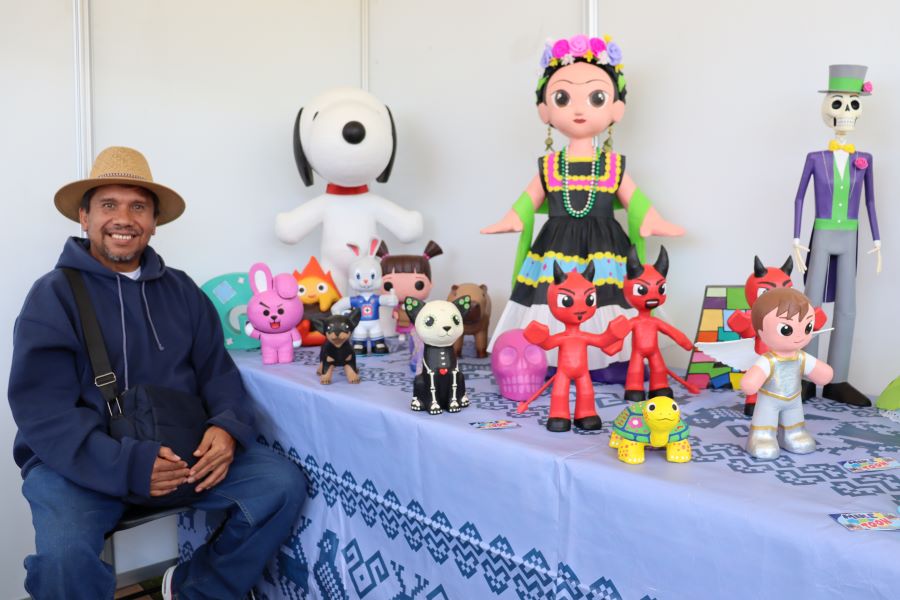 Sebiso gestionó 20 espacios para personas artesanas en la Feria de San Agustín Metzquititlán 2026