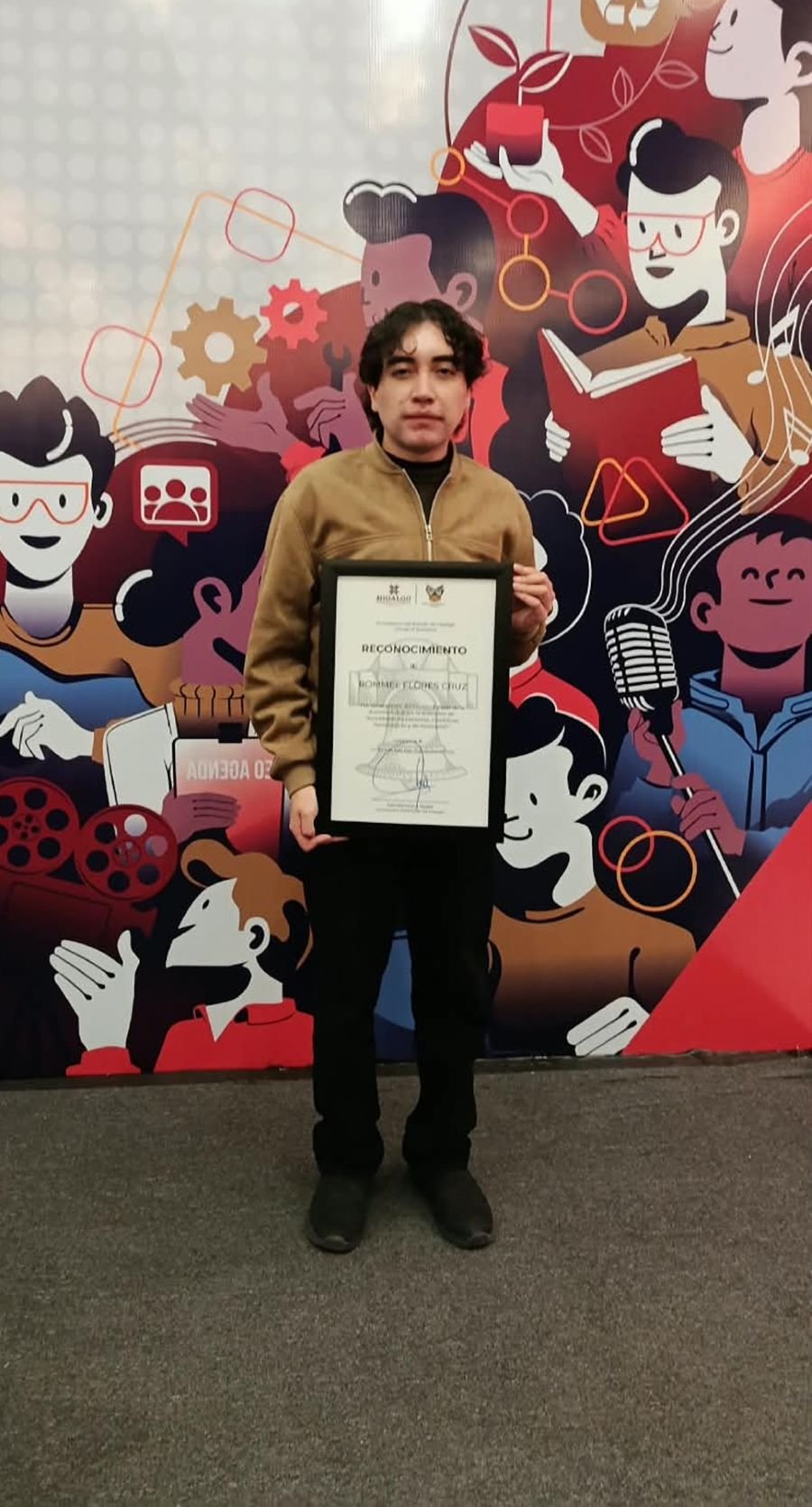 Conquista talento científico de la UAEH el Premio Estatal de la Juventud 2026