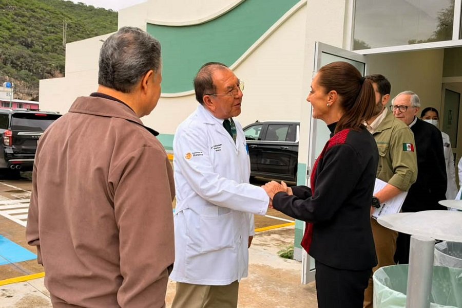 Menchaca Acompaño a Sheinbaum en el Inicio la Gira Nacional de Salud en Metztitlán