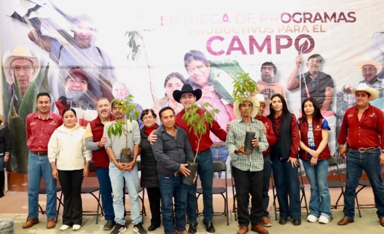 Destina Saderh apoyos al sector agropecuario en Lolotla