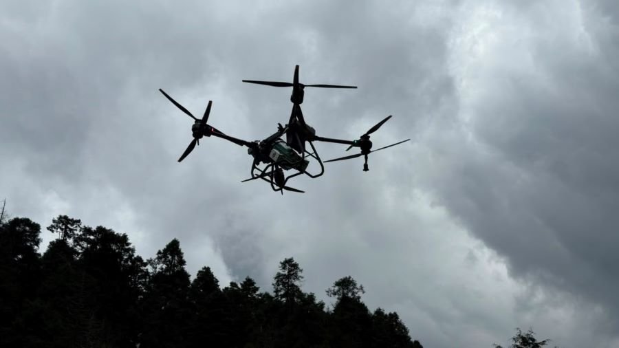 Estudiante de Conalep Hidalgo desarrolla dron para apoyar la reforestación