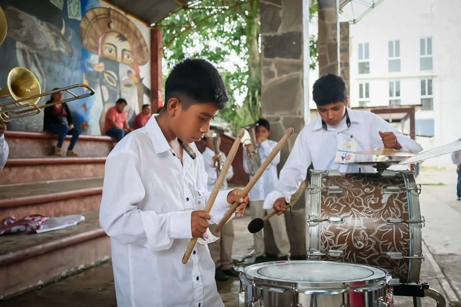 Huazalingo Reúne a Herederos del Son Huasteco