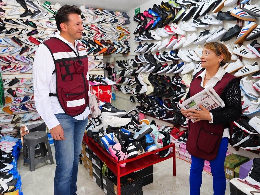 Miguel Tello Recorre Colonias de Pachuca y Dialoga Con Familias Sobre Los Avances de La Transformación
