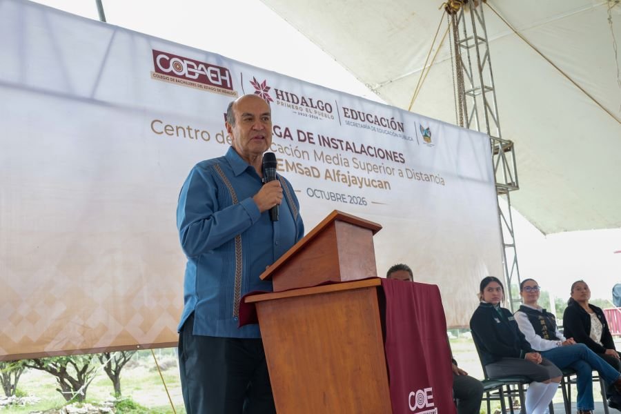 Estudiantes del CEMSAD Alfajayucan Reciben Nuevos Espacios Educativos