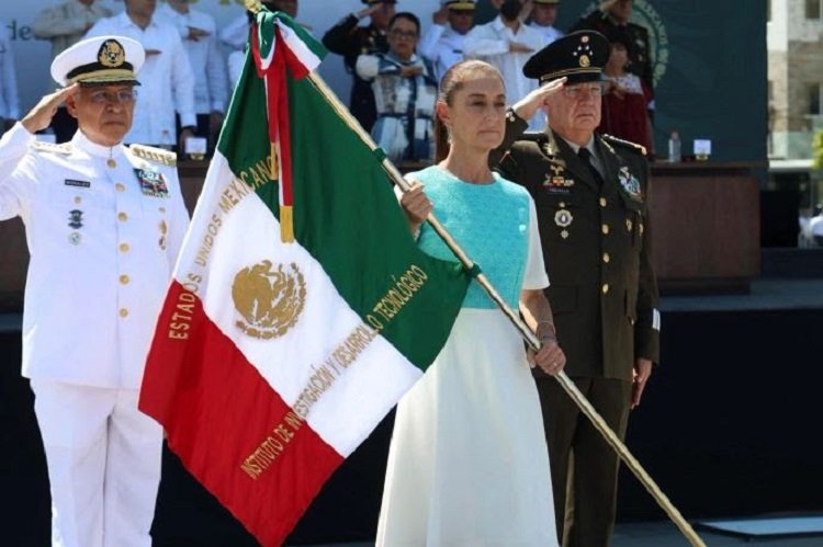 Las Fuerzas Armadas de México no solo defienden la soberanía, sino que están cerca del pueblo en situaciones de emergencia y construyen obras para el desarrollo del país