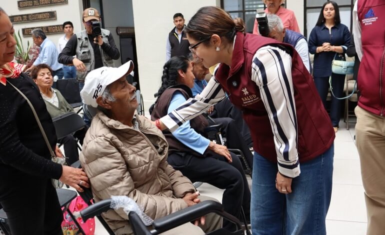 SSH entrega apoyos funcionales en Mixquiahuala para mejorar la calidad de vida de la población